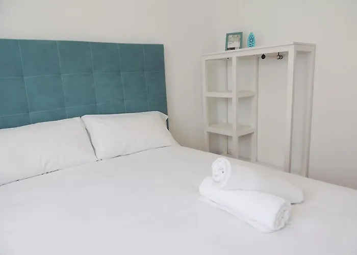 Precioso Piso En Oviedo, Parking, Wifi Y Netflix By Delabra 奥维耶多